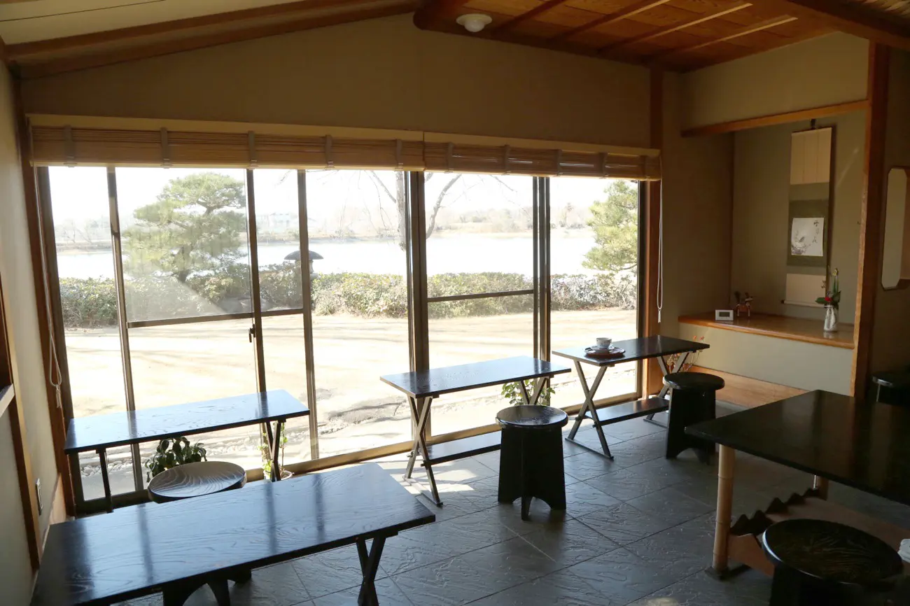 砂沼庵の立礼席の様子